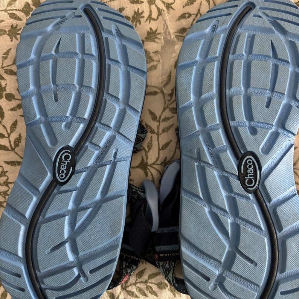Chaco's, Woman's Size 8, Blue patterned - Picture 2 of 5